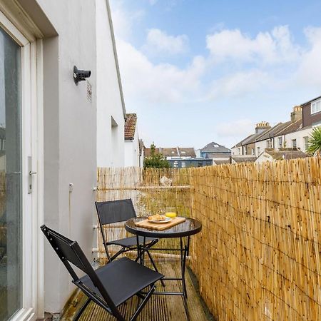 Charming 2 Bedroom Flat In Central Hove With Free Parking Brighton Exterior foto